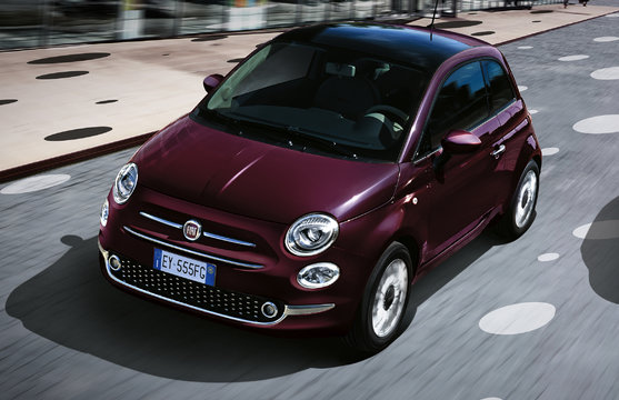 Миниатюрный Fiat 500 ждет Вас!